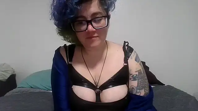 daniak90 online show from October 2025 08:33:01 AM