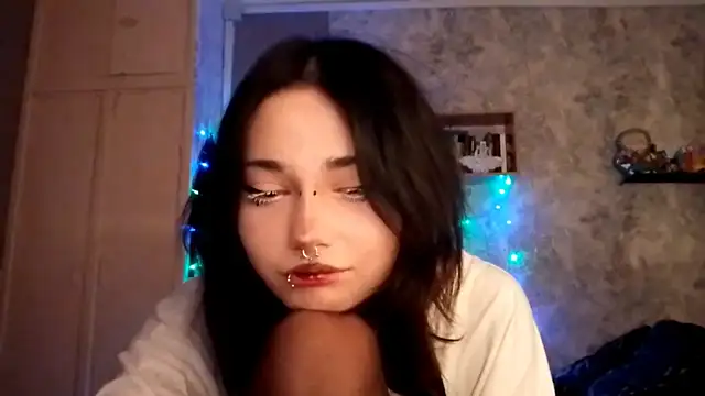 Beeping Creature online show from October 2025 04:41:02 PM