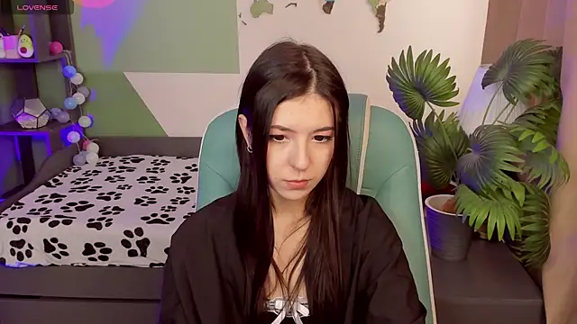 Snapshot of Azaliya_Haze chatting on October 2025 10:25:01 AM Azaliya Haze online show from October 2025 10:25:01 AM