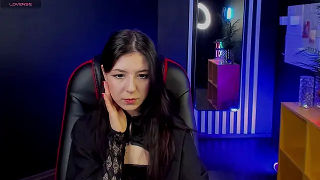 Snapshot of Azaliya_Haze chatting on October 2025 10:25:01 AM Azaliya Haze online show from October 2025 10:25:01 AM