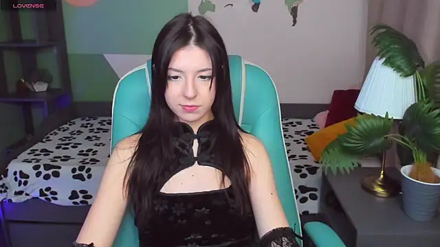 Azaliya Haze online show from November 2025 08:18:01 PM