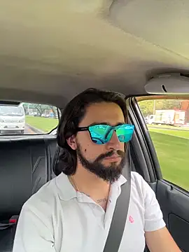 maximusdominus26 online show from March 2026 06:44:02 PM