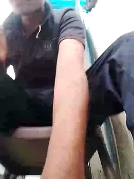 sexybobby13 online show from October 2025 09:09:01 AM