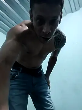 Dani156y online show from October 2025 07:28:02 AM