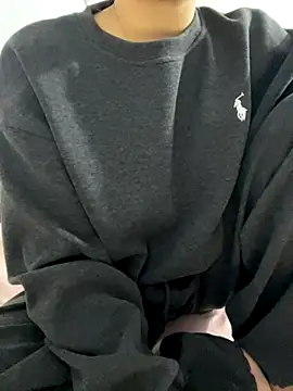 Snapshot of lee_ly chatting on November 2025 01:54:02 PM lee ly online show from November 2025 01:54:02 PM