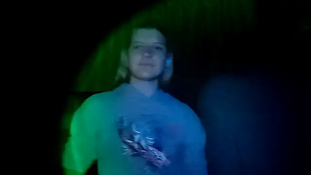 Snapshot of LynteriLain chatting on October 2025 08:28:02 PM LynteriLain online show from October 2025 08:28:02 PM