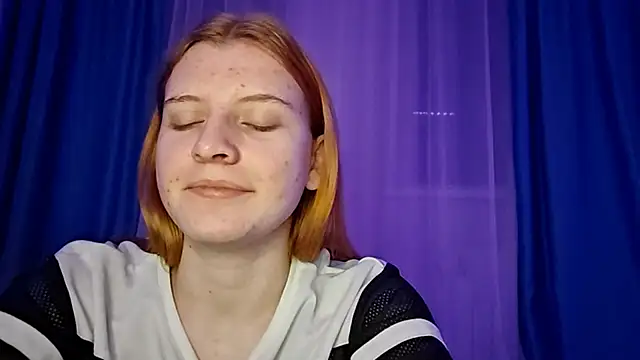 Snapshot of LynteriLain chatting on November 2025 07:12:01 PM LynteriLain online show from November 2025 07:12:01 PM