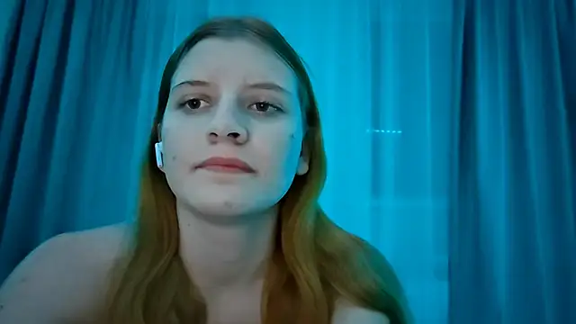 Snapshot of LynteriLain chatting on November 2025 07:24:02 PM LynteriLain online show from November 2025 07:24:02 PM