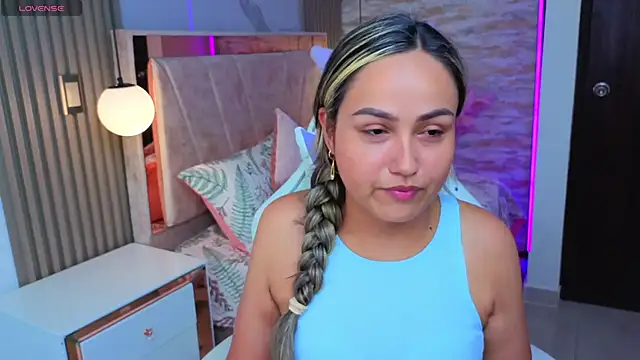 Snapshot of lila_cute1 chatting on November 2025 06:40:02 PM lila cute1 online show from November 2025 06:40:02 PM