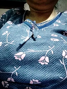 Snapshot of Hot__bhabhi_99 chatting on October 2025 03:10:01 PM Hot bhabhi 99 online show from October 2025 03:10:01 PM