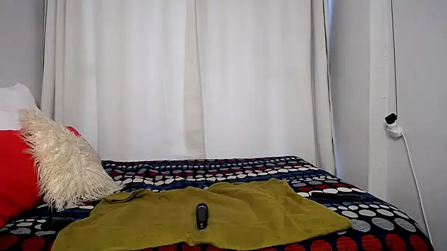 Snapshot of MonicaSmith12 chatting on October 2025 03:54:02 AM MonicaSmith12 online show from October 2025 03:54:02 AM