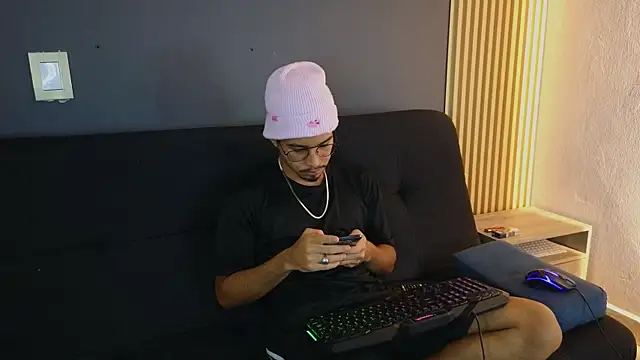 Snapshot of Jaybrown__1 chatting on October 2025 03:20:02 AM Jaybrown 1 online show from October 2025 03:20:02 AM