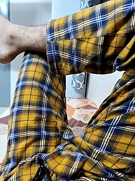 Snapshot of Mallu_kalikar_69 chatting on October 2025 03:24:02 PM Mallu kalikar 69 online show from October 2025 03:24:02 PM