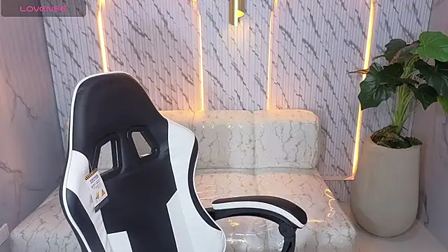 Snapshot of Terry_tx chatting on October 2025 12:46:01 PM Terry tx online show from October 2025 12:46:01 PM