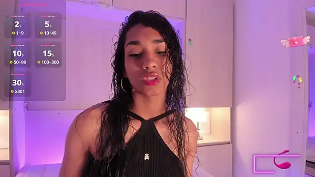 Snapshot of AnahiCollins chatting on November 2025 11:42:01 AM AnahiCollins online show from November 2025 11:42:01 AM