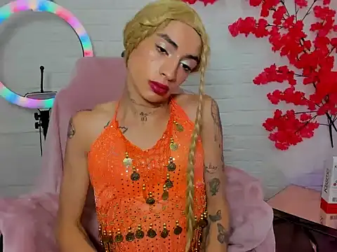 Snapshot of Mila_Leon chatting on October 2025 03:09:02 AM Mila Leon online show from October 2025 03:09:02 AM