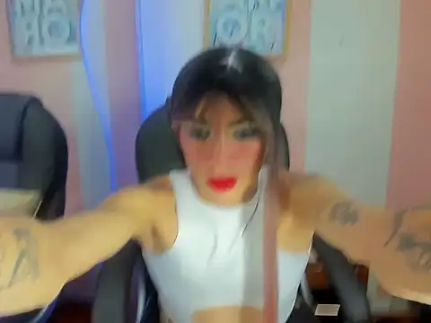 Snapshot of Mila_Leon chatting on November 2025 01:39:01 AM Mila Leon online show from November 2025 01:39:01 AM