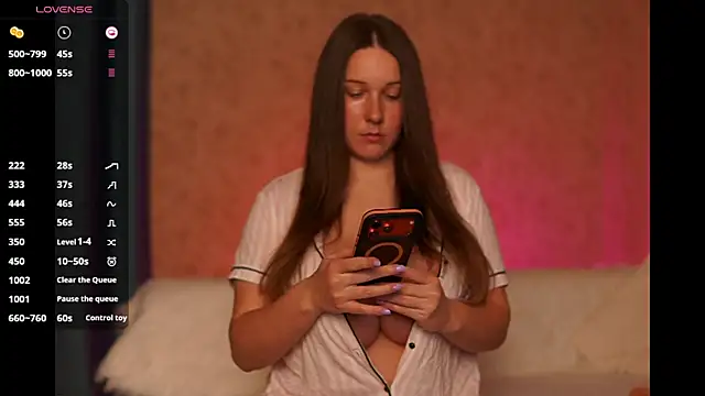girl kiraa online show from July 2026 06:23:01 PM