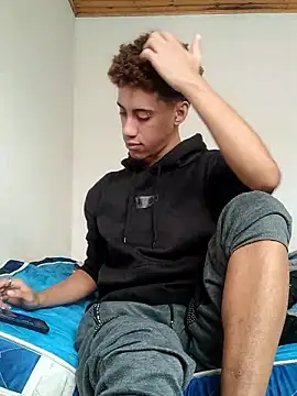 Snapshot of The_boy_good chatting on November 2025 02:50:02 PM The boy good online show from November 2025 02:50:02 PM