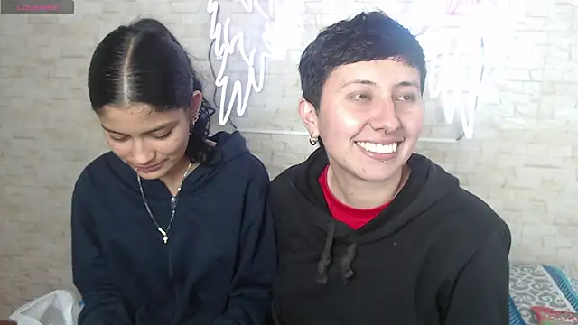 Gaby and Mei online show from November 2025 03:29:02 AM