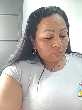 Snapshot of Dirty_Candy chatting on October 2025 01:32:02 PM Dirty Candy online show from October 2025 01:32:02 PM