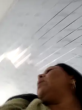 Snapshot of Dirty_Candy chatting on October 2025 01:44:01 PM Dirty Candy online show from October 2025 01:44:01 PM