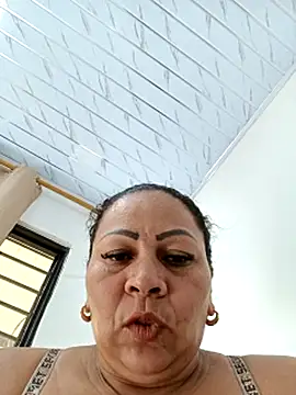 Snapshot of Dirty_Candy chatting on November 2025 02:16:01 PM Dirty Candy online show from November 2025 02:16:01 PM