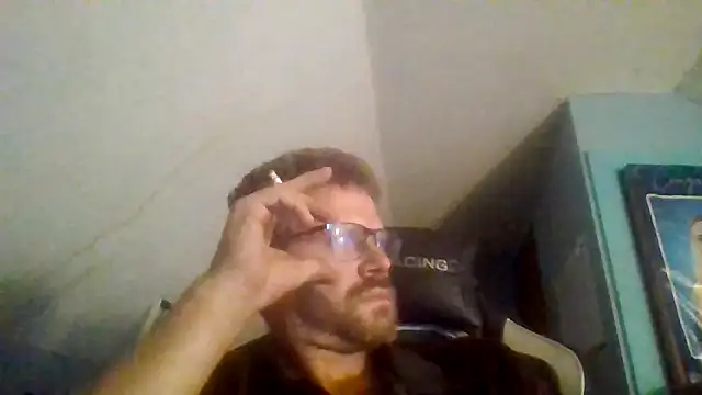 Snapshot of bigdickdaddy6911 chatting on October 2025 05:57:02 AM bigdickdaddy6911 online show from October 2025 05:57:02 AM