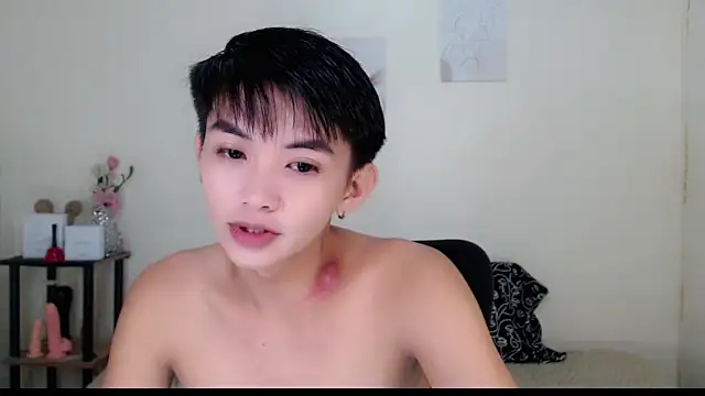 Snapshot of Wild_Prince69 chatting on November 2025 11:14:02 PM Wild Prince69 online show from November 2025 11:14:02 PM