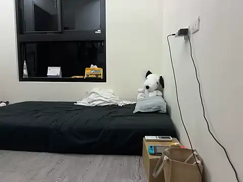 mrcaiziv online show from October 2025 02:50:02 PM