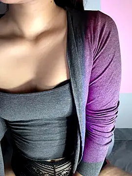 Pink-sexy online show from September 2025 12:21:01 PM