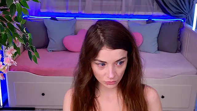 Snapshot of NikkaBush chatting on October 2025 05:19:02 AM NikkaBush online show from October 2025 05:19:02 AM