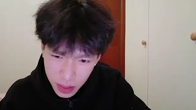 Snapshot of hangzi-0011 chatting on November 2025 08:55:01 AM hangzi-0011 online show from November 2025 08:55:01 AM