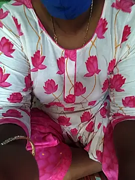 Snapshot of Tamilselviroja- chatting on October 2025 03:39:02 AM Tamilselviroja- online show from October 2025 03:39:02 AM