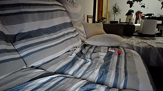 XxvanxX online show from October 2025 02:12:02 AM