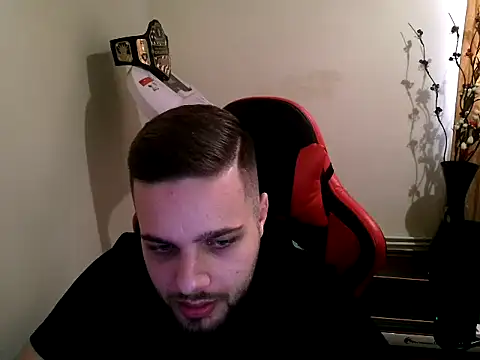 Snapshot of KingAdonisss chatting on October 2025 10:21:01 AM KingAdonisss online show from October 2025 10:21:01 AM