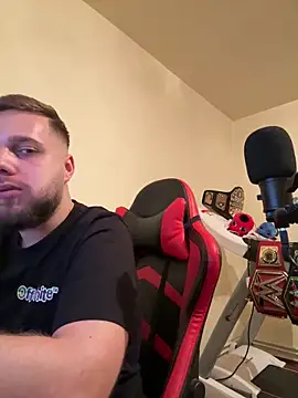 Snapshot of KingAdonisss chatting on October 2025 03:58:01 PM KingAdonisss online show from October 2025 03:58:01 PM