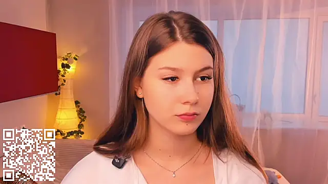 Snapshot of MondoNeko chatting on October 2025 07:19:02 AM MondoNeko online show from October 2025 07:19:02 AM