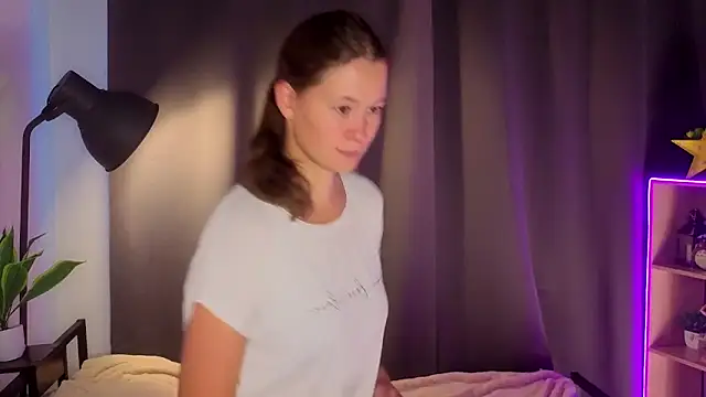 MelodieWeyler online show from September 2025 04:06:01 AM