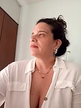 Snapshot of MoritaSalvaj chatting on October 2025 02:26:02 PM MoritaSalvaj online show from October 2025 02:26:02 PM