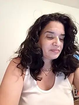 Snapshot of MoritaSalvaj chatting on October 2025 10:34:02 PM MoritaSalvaj online show from October 2025 10:34:02 PM