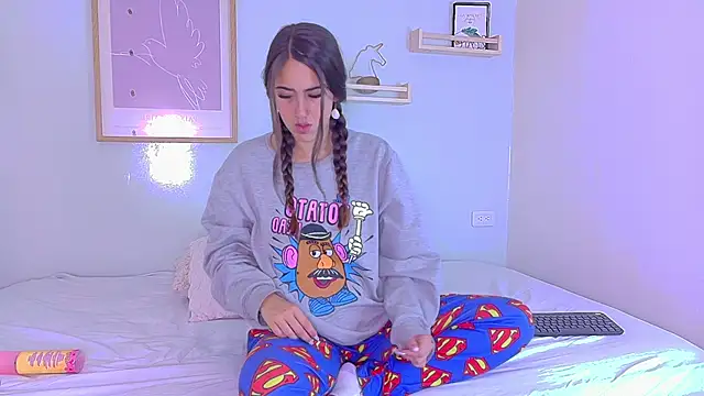 Julietasweett   online show from November 2025 12:04:01 PM