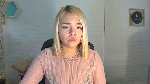 Eily Blunts online show from October 2025 12:50:01 PM