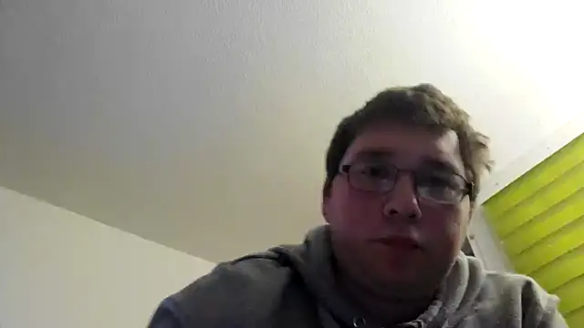 stivi2526 online show from October 2025 12:41:01 AM