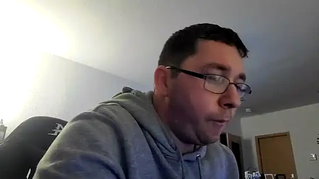 stivi2526 online show from October 2025 08:29:01 PM