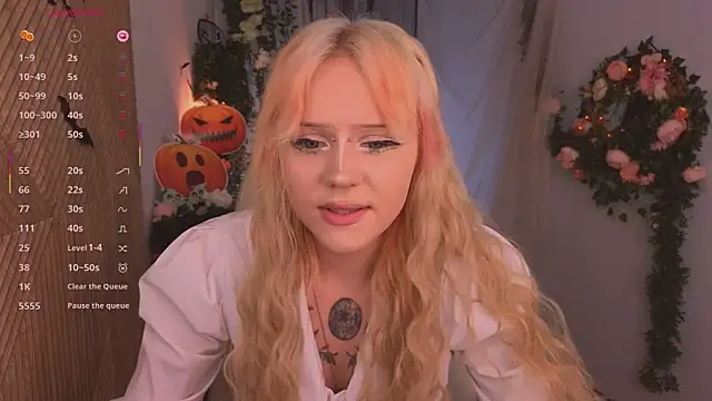 Snapshot of kitten_murray_ chatting on October 2025 04:36:02 PM kitten murray online show from October 2025 04:36:02 PM