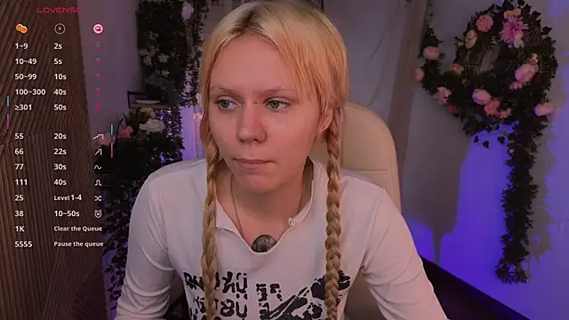 Snapshot of kitten_murray_ chatting on November 2025 05:28:02 AM kitten murray online show from November 2025 05:28:02 AM