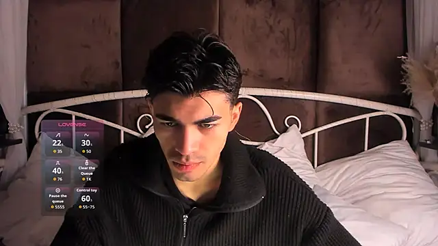 Snapshot of JaremyHarris chatting on October 2025 10:44:01 AM JaremyHarris online show from October 2025 10:44:01 AM