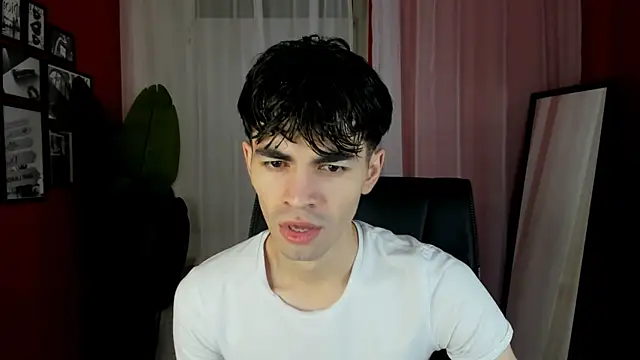 Snapshot of JaremyHarris chatting on November 2025 08:51:01 PM JaremyHarris online show from November 2025 08:51:01 PM