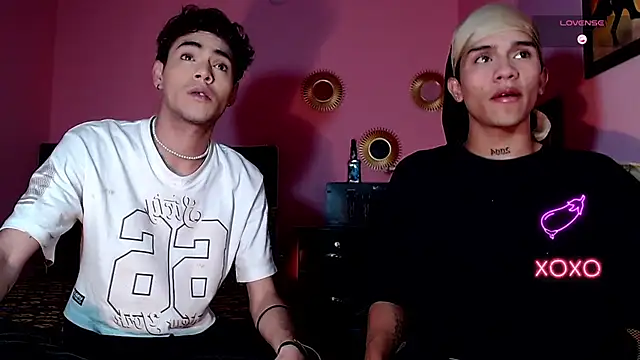 Snapshot of milo_crave chatting on November 2025 01:11:01 AM milo crave online show from November 2025 01:11:01 AM